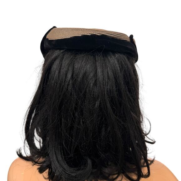 1950s Belmar Broida\'s Virginia Sculptural Cocktail Hat Black Velvet Fascinator